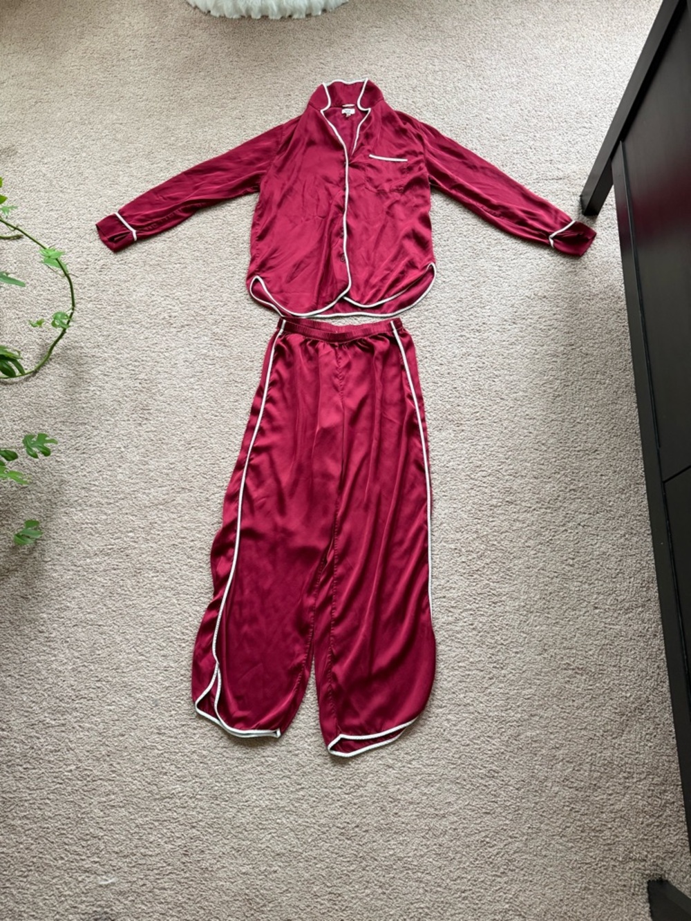 aerie satin pajama pants - Picture 3 of 3